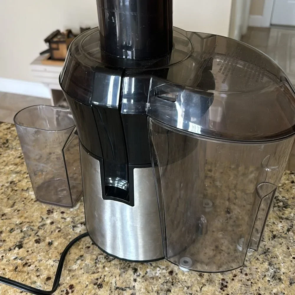 Hamilton Beach Juicer 1 Speed Big Mouth Juice Extractor in Black Stainless Steel